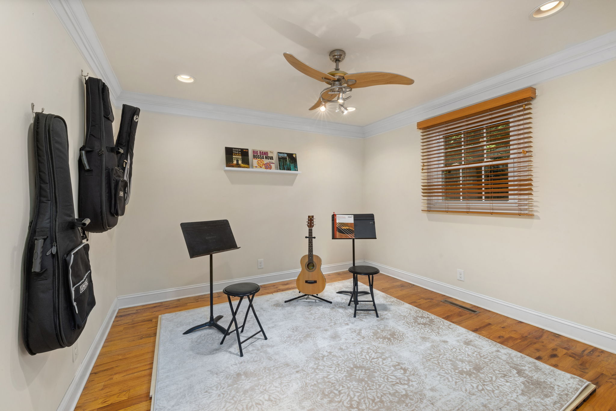 1102 Willow MusicRoom