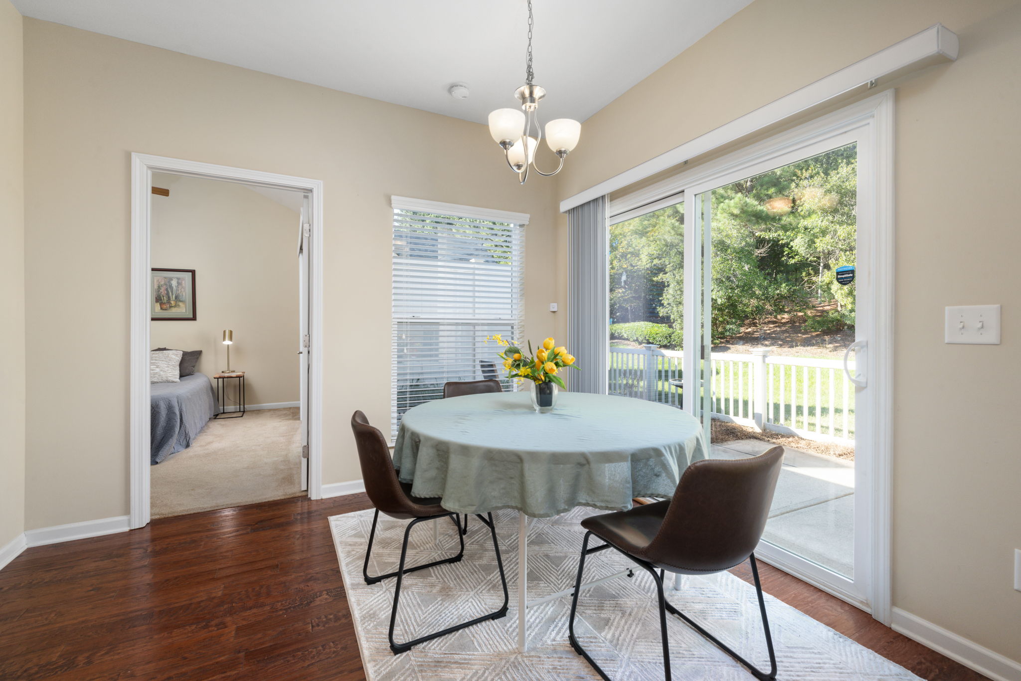 DiningRoom